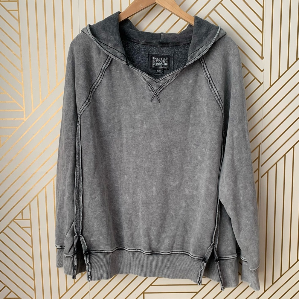 American Eagle Womens This Feels Seriously Lived In Hoodie V neck Oversized XS
